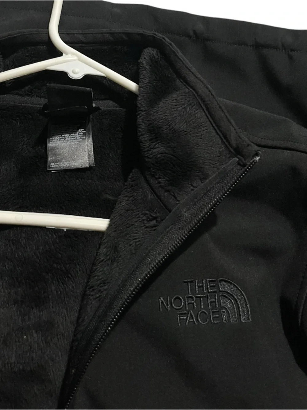 EUC The North Face Black Full-Zip Jacket Size S